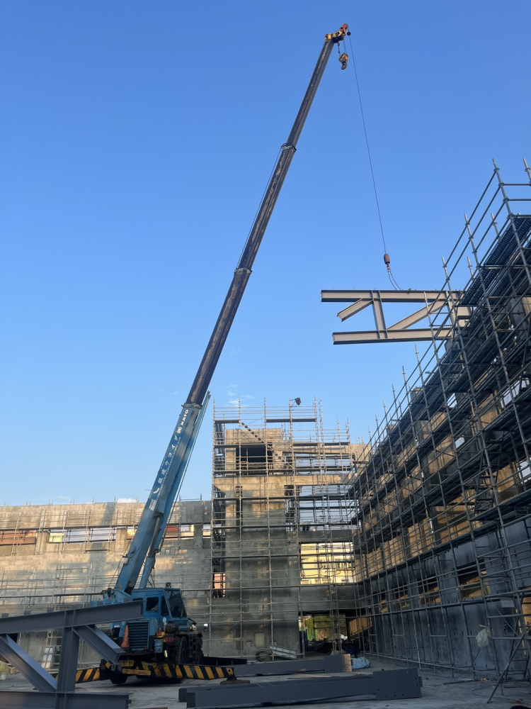 【25噸】SR-250 吊車起重機(淺藍)