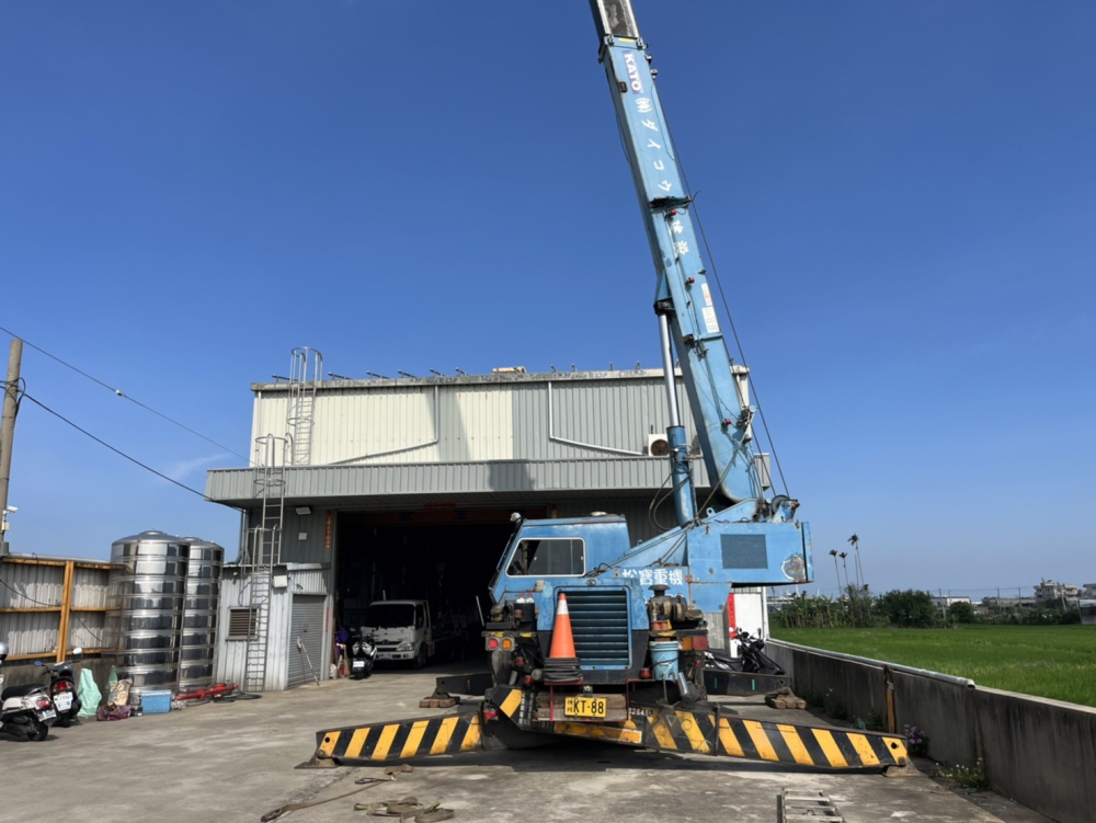 【25噸】SR-250 吊車起重機(淺藍)