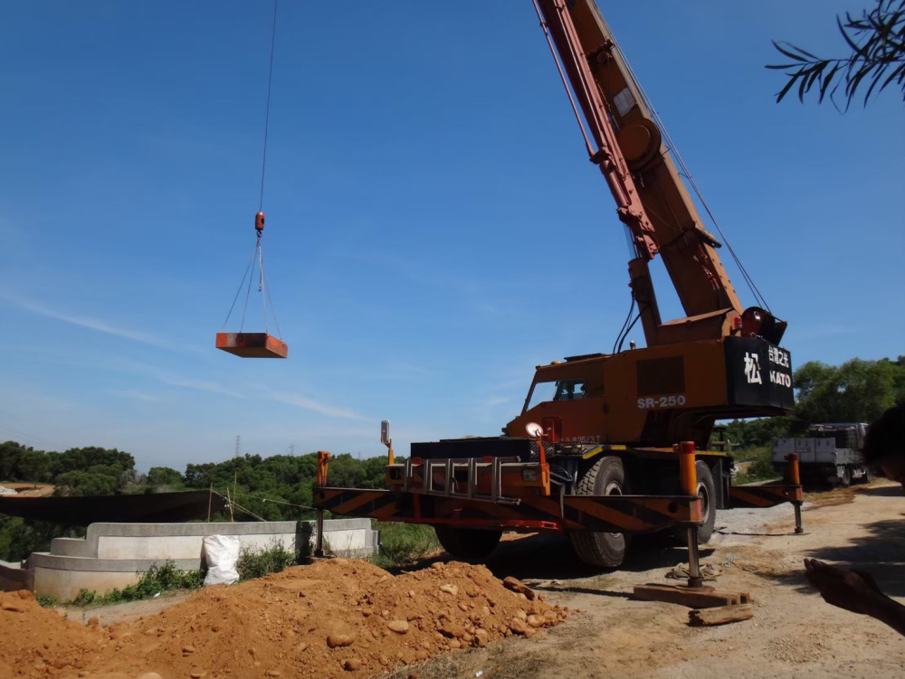 【25噸】SR-250 吊車起重機(橘色)